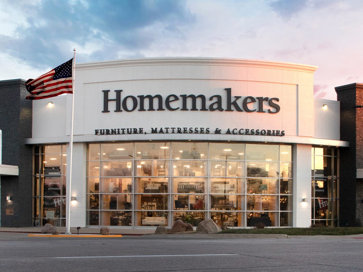 Homemakers Furniture storefront in Urbandale, Iowa